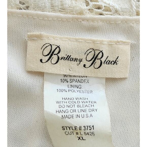 Brittany Black Cream Lace Overlay Dolman Sleeve Top XL Lightweight Soft Flowy - Picture 4 of 5